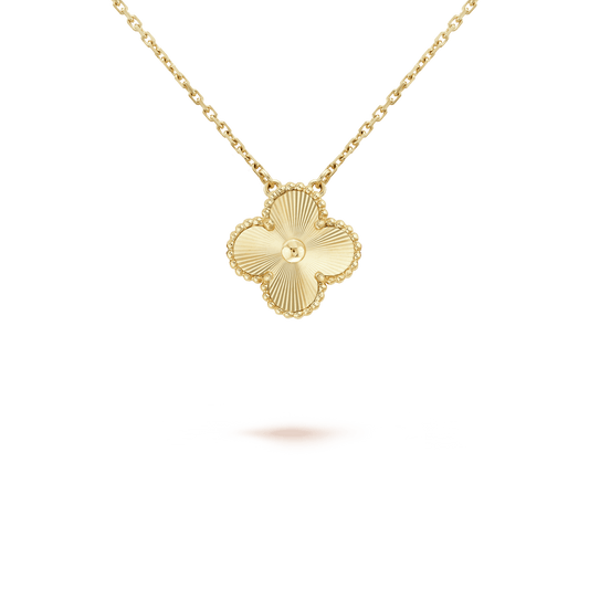 18K Vintage Alhambra Pendant Clover Necklace